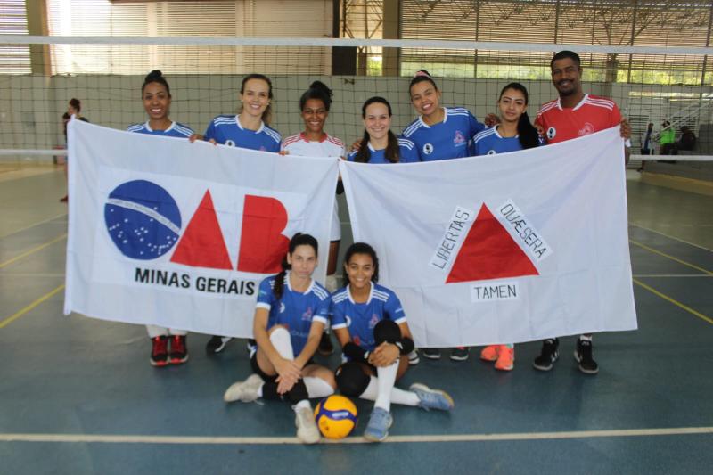 Time de futebol feminino da OAB-GO realiza jogo de apresentação