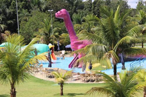 Criança se afoga em piscina de clube em Aparecida de Goiânia