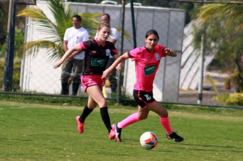 Time de futebol feminino da OAB-GO realiza jogo de apresentação - I  Olimpíada da OAB - Notícias - ESA - Portal OAB Goiá¡s