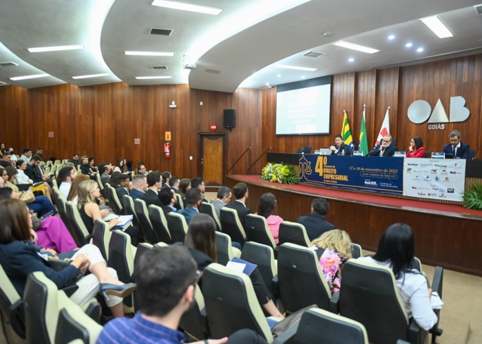 Segundo dia do 4º Congresso de Direito Empresarial debate falência e contratos empresariais