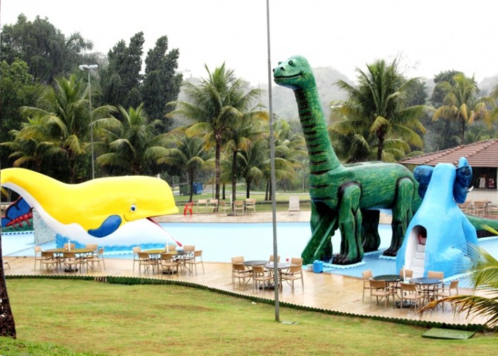 Piscina infantil  reabre após manutenção