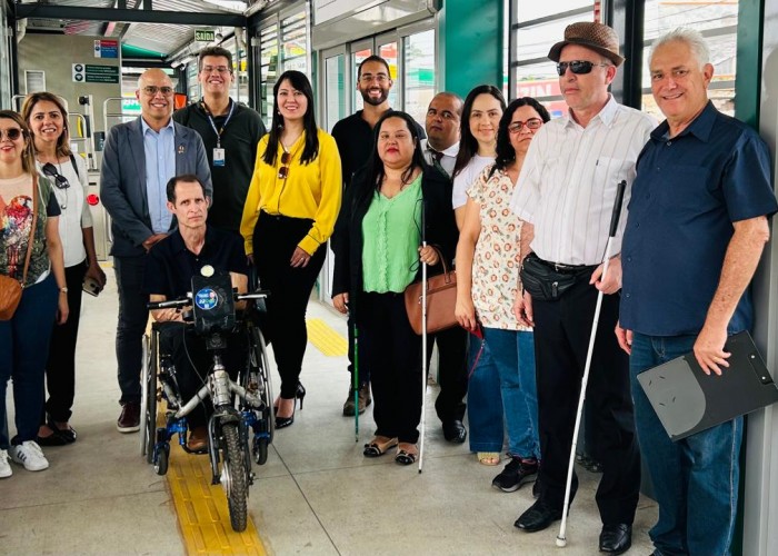 Visita técnica avalia acessibilidade no BRT de Goiânia: comitê e entidades colaboram para melhorias